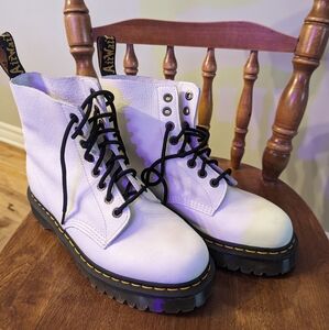 Doc Martin optical white